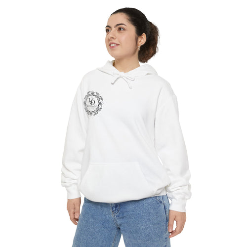 VANTAGE DESIGN — Heritage Essential Hoodie